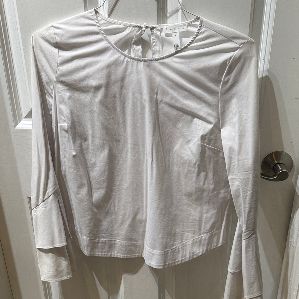 Leith Elegant White Long Sleeve Cotton Blouse - NWOT